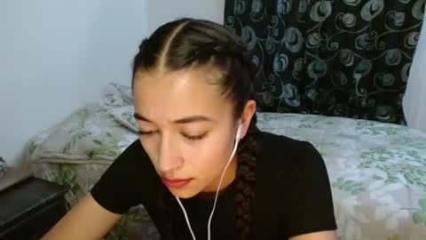 shantal_d03 online show from 02-05-25, 01:58