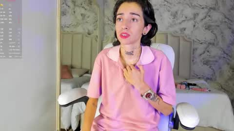 Shantal online show from 11-22-25, 04:00