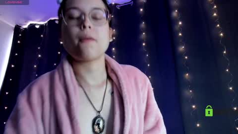 Cat-FOLLOWME and we talk IGshantal cerezo online show from 01-12-25, 09:29