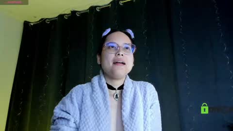 Cat-FOLLOWME and we talk IGshantal cerezo online show from 01-17-25, 01:15