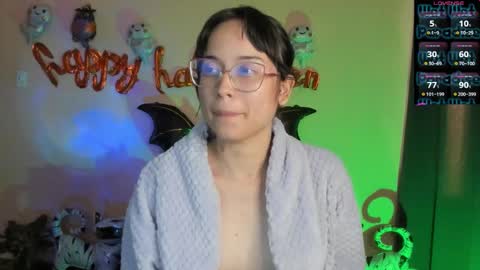 Cat-FOLLOWME and we talk IGshantal cerezo online show from 10-21-25, 09:59