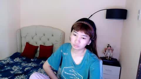 Snapshot of shantalfoxxy chatting on 05-19-26, 01:56 SHANTA FOX s online show from 05-19-26, 01:56