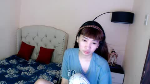 Snapshot of shantalfoxxy chatting on 06-11-26, 10:41 SHANTA FOX s online show from 06-11-26, 10:41