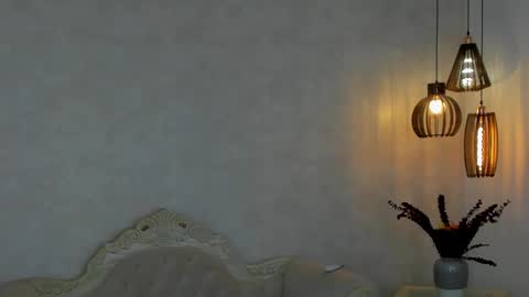 ShantallKnowles online show from 02-13-25, 01:37