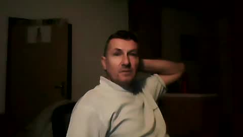 Snapshot of shaomy711 chatting on 01-06-25, 04:23 excelo21 online show from 01-06-25, 04:23