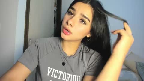 Sara online show from 12-23-25, 05:16