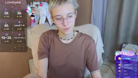 Snapshot of sharli_rose chatting on 02-23-25, 09:26 Sharli online show from 02-23-25, 09:26