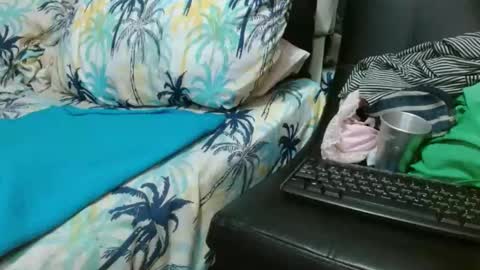 Snapshot of sharlot03 chatting on 03-02-25, 11:07 sharlot03 online show from 03-02-25, 11:07