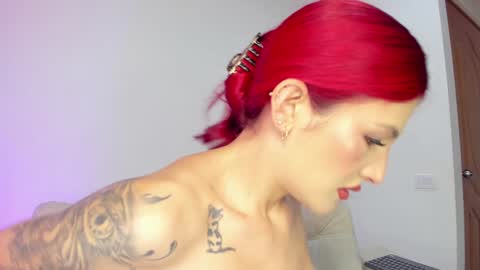 Snapshot of sharlot_harrys chatting on 01-04-25, 11:33 Hi fiends ---- I usually start online from Monday to Friday from 1000 am Saturdays and Sundays at 600 am Colombia time online show from 01-04-25, 11:33