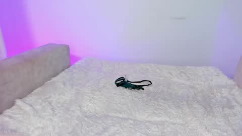 Snapshot of sharlot_harrys chatting on 02-05-25, 06:37 Hi fiends ---- I usually start online from Monday to Friday from 1000 am Saturdays and Sundays at 600 am Colombia time online show from 02-05-25, 06:37