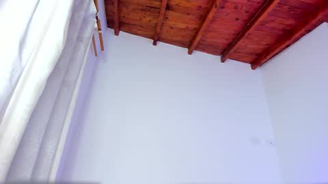 Hi fiends ---- I usually start online from Monday to Friday from 1000 am Saturdays and Sundays at 600 am Colombia time online show from 02-03-26, 02:33