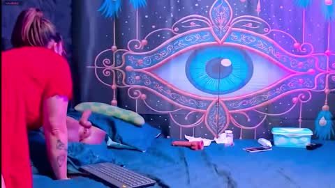 Snapshot of sharlott_smith1 chatting on 10-16-25, 10:33 Sharlott online show from 10-16-25, 10:33