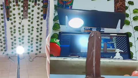 Snapshot of sharlotte_sexx chatting on 05-02-26, 06:46 S online show from 05-02-26, 06:46