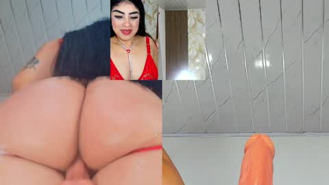 Snapshot of sharlotte_sexx chatting on 05-29-26, 07:17 S online show from 05-29-26, 07:17