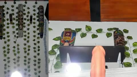 Snapshot of sharlotte_sexx chatting on 05-31-26, 02:31 S online show from 05-31-26, 02:31