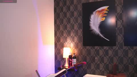 Sharom  online show from 11-22-25, 07:13