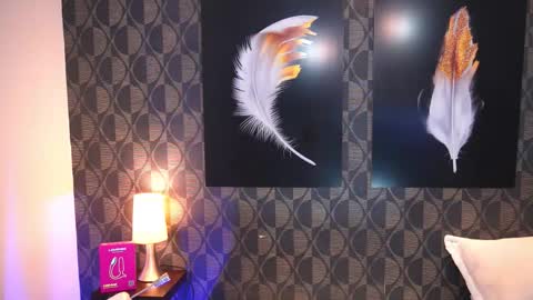 Sharom  online show from 03-25-26, 07:09