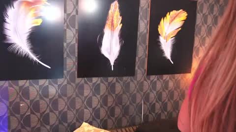 Sharom  online show from 04-24-26, 06:54