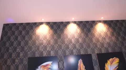 Snapshot of sharomross chatting on 06-10-26, 07:13 Sharom online show from 06-10-26, 07:13