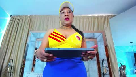 Sharon Noa online show from 06-11-26, 02:26