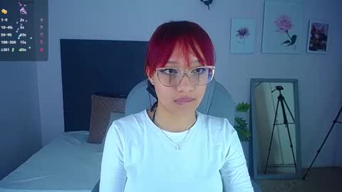 Snapshot of sharon_rosse__ chatting on 09-30-25, 11:48 sharon_rosse__ online show from 09-30-25, 11:48