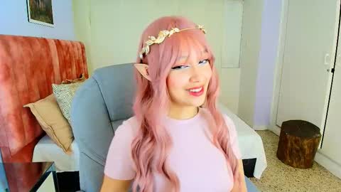 Snapshot of sharon_rosse__ chatting on 10-31-25, 07:37 sharon_rosse__ online show from 10-31-25, 07:37