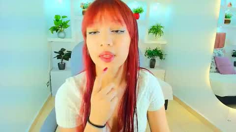 Snapshot of sharon_rosse__ chatting on 11-21-25, 12:04 sharon_rosse__ online show from 11-21-25, 12:04