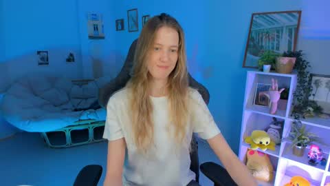 Snapshot of sharonevansi chatting on 03-09-25, 08:52 Sharon online show from 03-09-25, 08:52