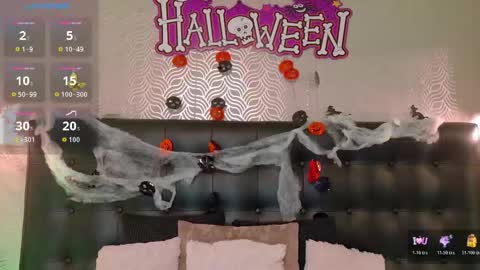 Snapshot of sharonevanss chatting on 10-30-25, 09:04 Sharon online show from 10-30-25, 09:04