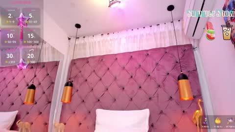 Snapshot of sharonn___ chatting on 01-07-25, 07:10 Sharon online show from 01-07-25, 07:10