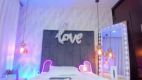 Snapshot of sharonn___ chatting on 02-17-25, 06:31 Sharon online show from 02-17-25, 06:31