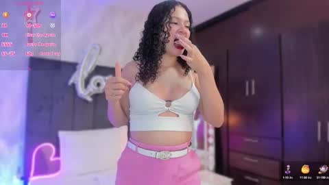 Snapshot of sharonn___ chatting on 02-24-25, 03:44 Sharon online show from 02-24-25, 03:44