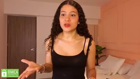 Snapshot of sharonn___ chatting on 11-04-25, 04:11 Sharon online show from 11-04-25, 04:11