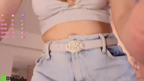 Snapshot of sharonn___ chatting on 12-01-25, 03:44 Sharon online show from 12-01-25, 03:44