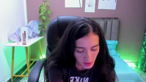 Sharon online show from 02-02-25, 05:42