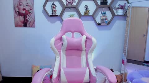 Sharon online show from 02-08-25, 01:11