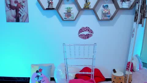 Sharon online show from 02-27-25, 07:44