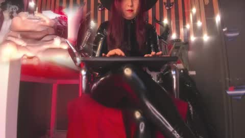 Your mistress Sharon  online show from 03-08-25, 12:11