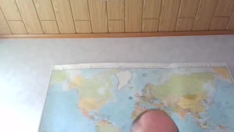 Snapshot of sharpshoder chatting on 01-03-25, 10:20 Peter online show from 01-03-25, 10:20