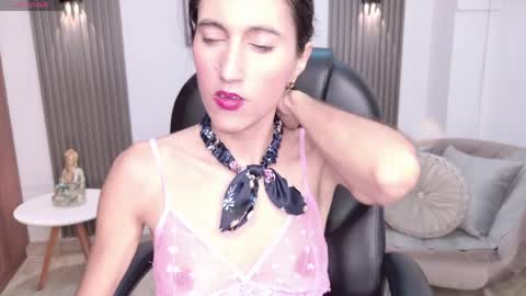 shary_leon_ online show from 05-11-26, 07:11