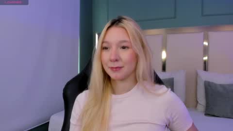 Shantall online show from 01-24-25, 05:11