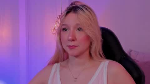 Shantall online show from 02-23-25, 03:45