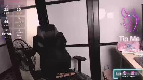 Snapshot of shaunadream chatting on 09-09-25, 03:39 Lady Shauna online show from 09-09-25, 03:39