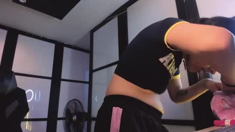 Snapshot of shaunadream chatting on 09-12-25, 03:39 Lady Shauna online show from 09-12-25, 03:39