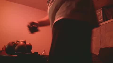 Snapshot of shawntheone3535b chatting on 09-22-25, 01:29 shawntheone online show from 09-22-25, 01:29