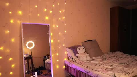 Snapshot of shawty_girl_ chatting on 02-11-25, 03:29 Sonya online show from 02-11-25, 03:29