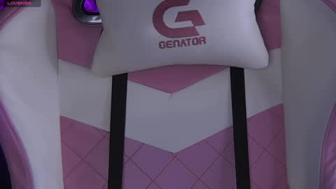 shayblonde online show from 12-23-24, 03:07