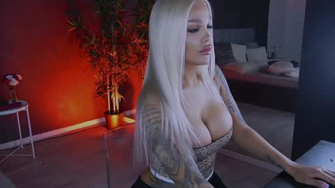shayblonde online show from 01-12-25, 07:00