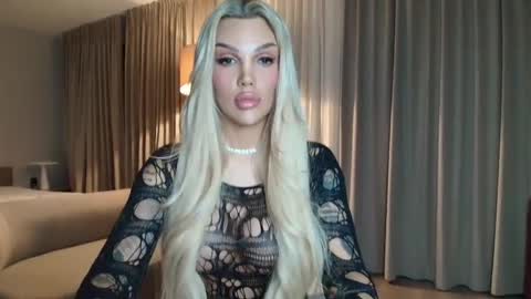 shayblonde online show from 11-17-25, 07:30
