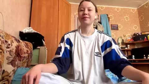 Snapshot of shaylagagne chatting on 03-09-26, 06:39 Shay online show from 03-09-26, 06:39